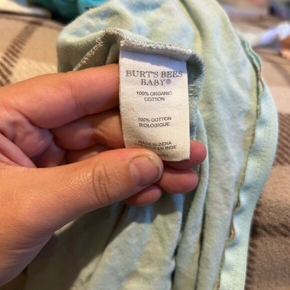 🫶🏻6/$25 Burt's Bees Baby Green and Pink Footies One Piece - Picture 5 of 5